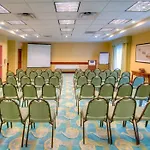 Hampton Inn & Suites Fort Myers-Colonial Boulevard 